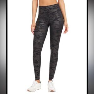 SPANX Faux Leather Camo Leggings Matte Black Camo